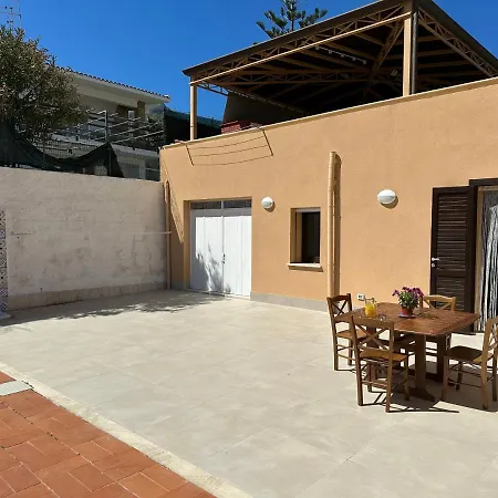 Fiorenza * 卡斯泰拉马莱